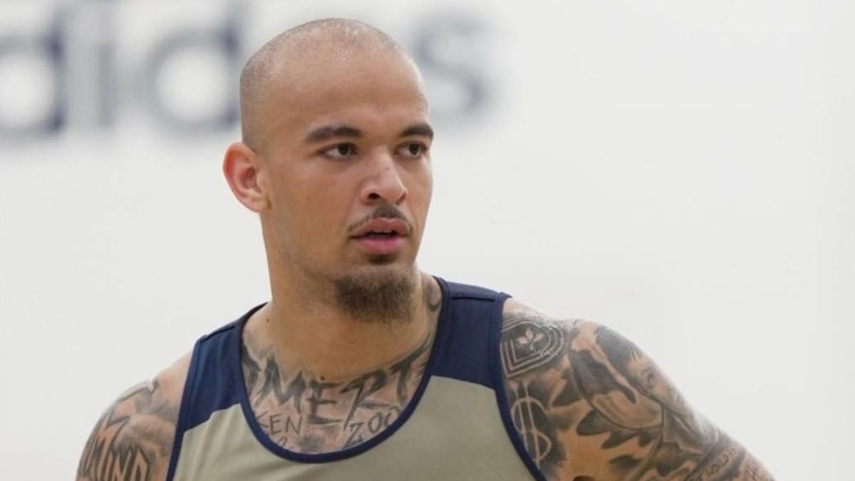 Duncan Powell parents