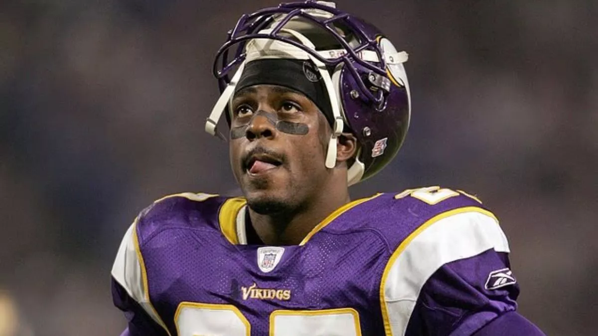 Ronyell Whitaker Parents