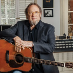 Stephen Stills alive