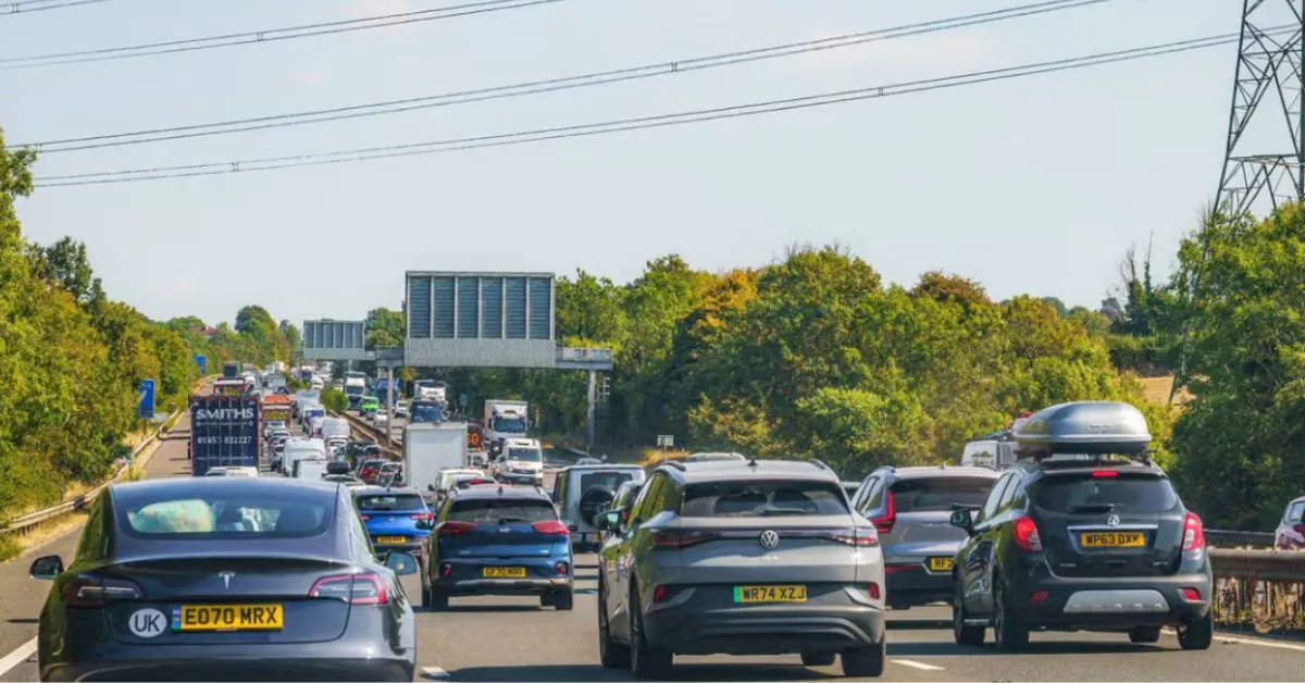 UK Drivers Could Face £100 Fine